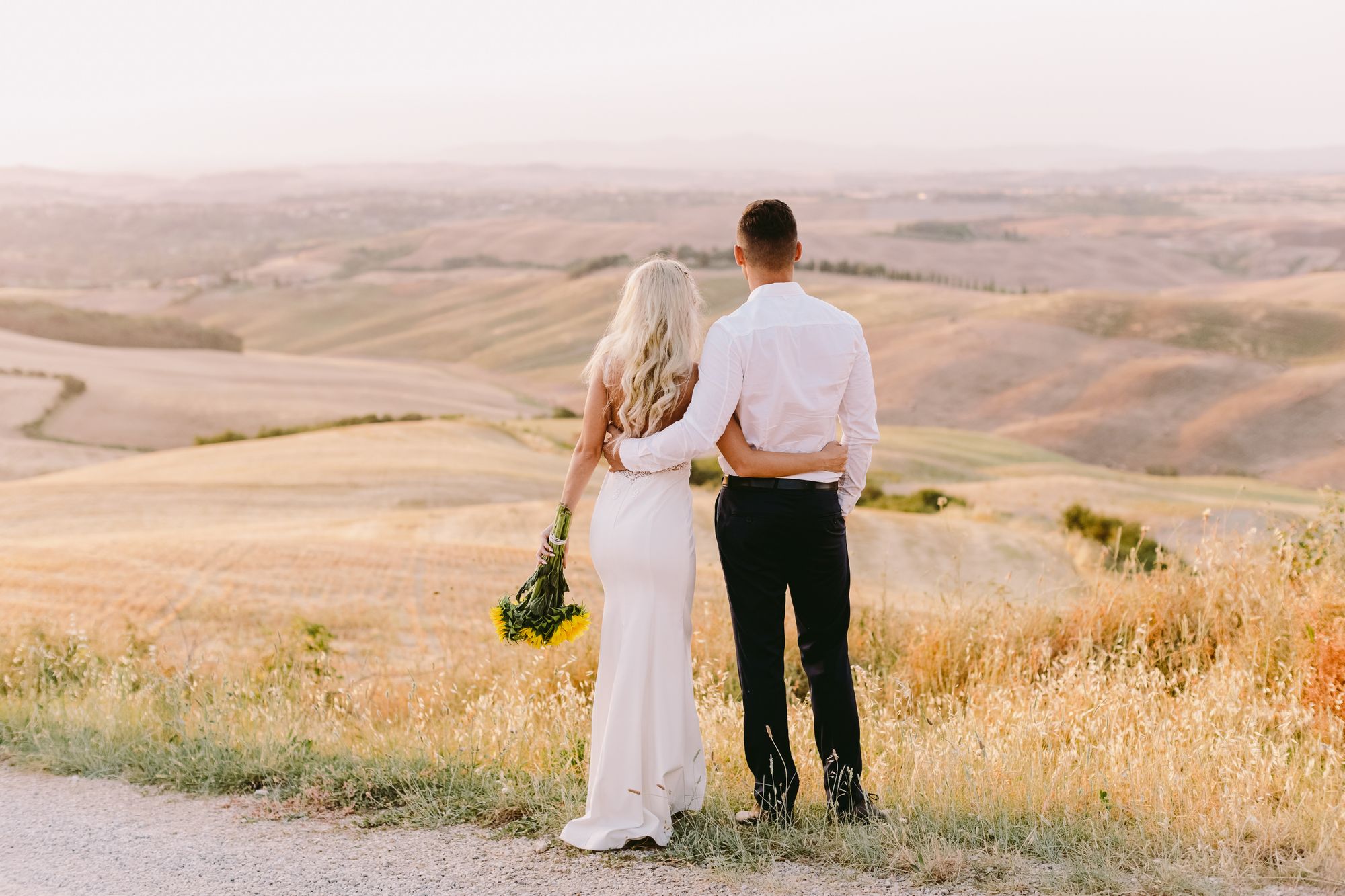 Hochzeit zu zweit: Paar hat im Ausland geheiratet