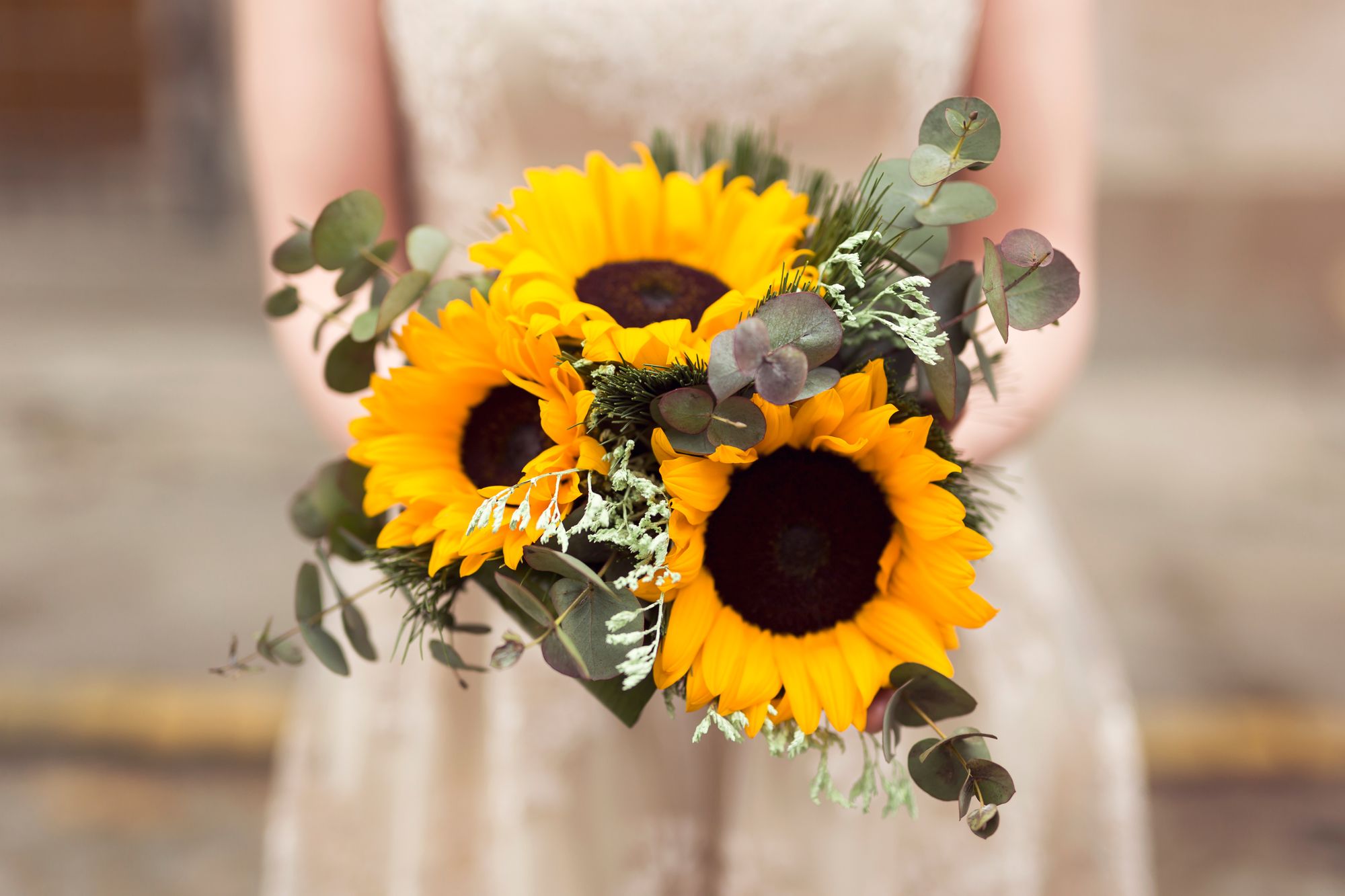 Brautstrauß mit Sonnenblumen