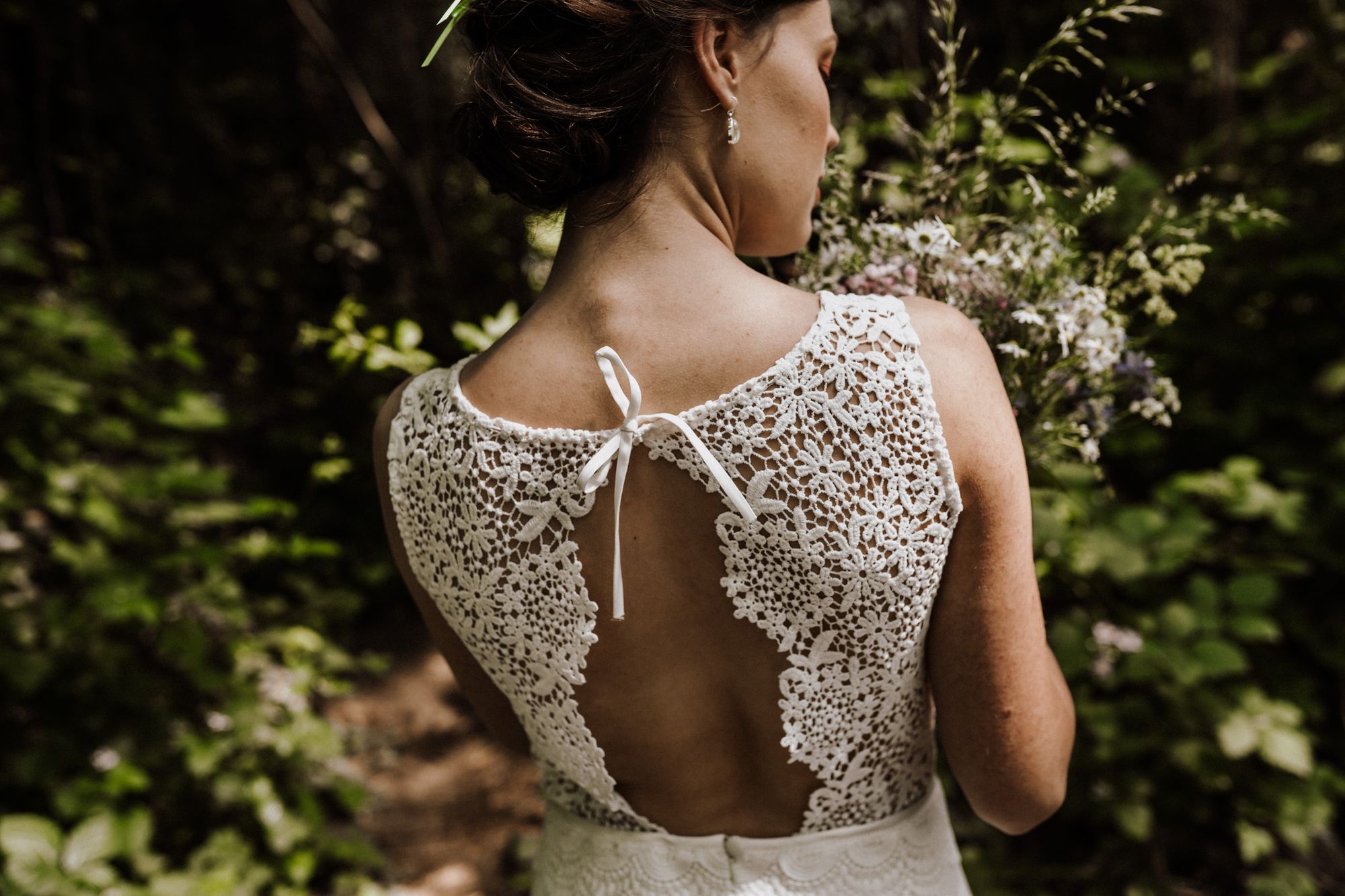Brautkleid mit schönem Rückenausschnitt standesamtliche Hochzeit