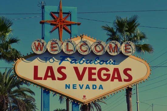 Schild mit der Aufschrift "Welcome to fabulous Las Vegas"